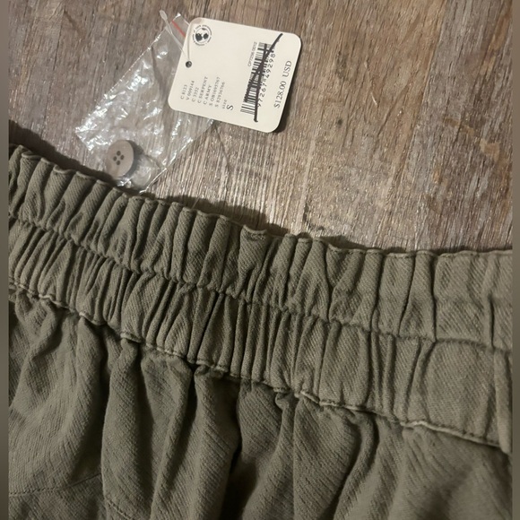 Free People Cool Harbor Barrel / Wide-Leg Pants In Army Green - Picture 10 of 14